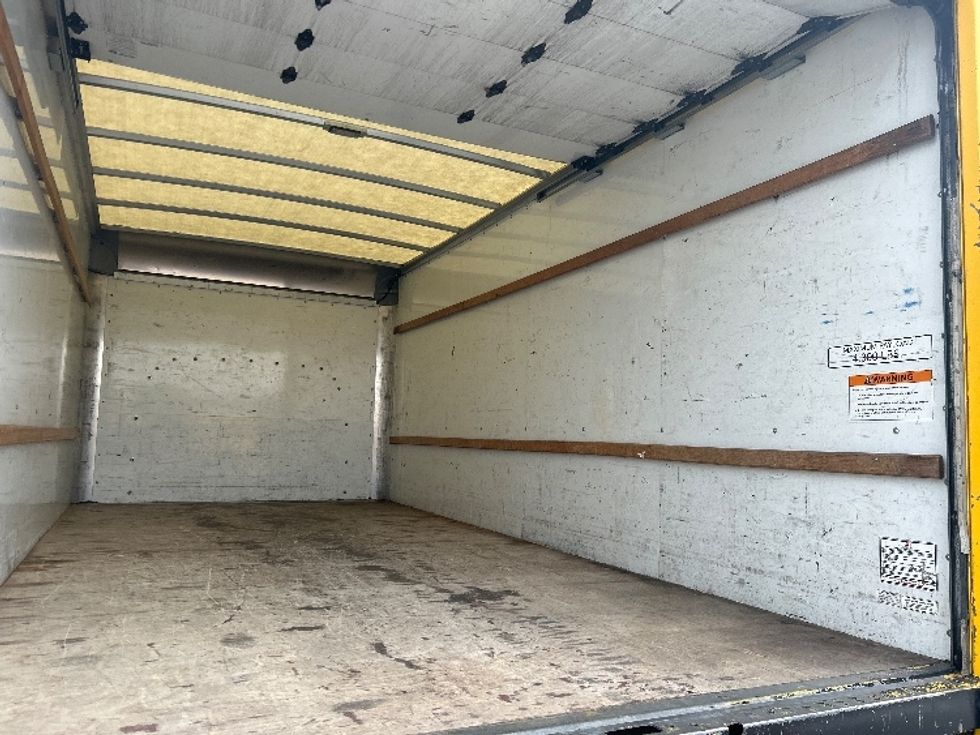 Light Duty Box Truck-Light and Medium Duty Trucks-GMC-2021-Savana G33903-Fort Worth-TX-90,464\n\t\tmiles-$ 27,500 - Image 12