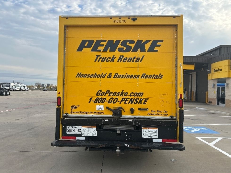 Light Duty Box Truck-Light and Medium Duty Trucks-GMC-2021-Savana G33903-Fort Worth-TX-90,464\n\t\tmiles-$ 27,500 - Image 7