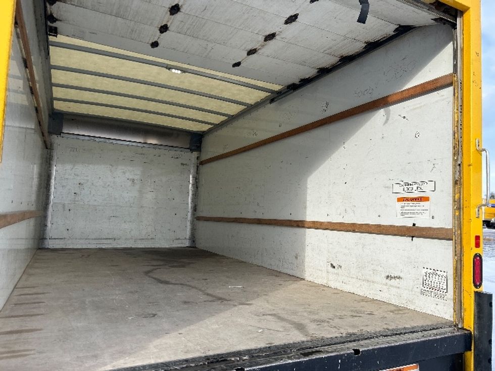 Light Duty Box Truck-Light and Medium Duty Trucks-GMC-2021-Savana G33903-Fort Worth-TX-92,908\n\t\tmiles-$ 27,250 - Image 12