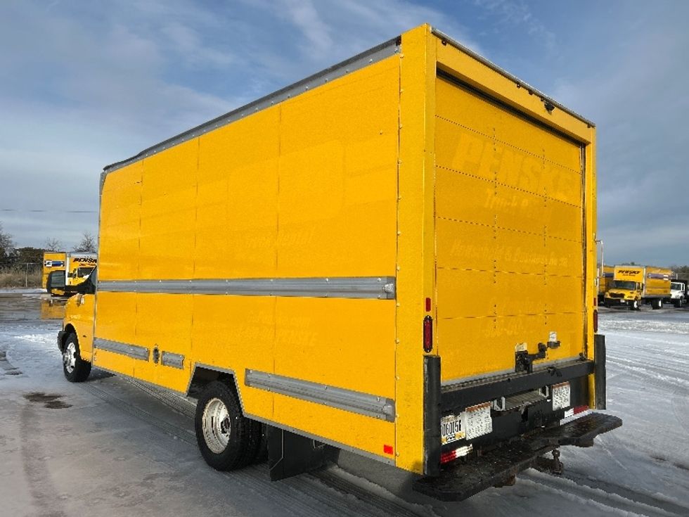 Light Duty Box Truck-Light and Medium Duty Trucks-GMC-2021-Savana G33903-Fort Worth-TX-92,908\n\t\tmiles-$ 27,250 - Image 6