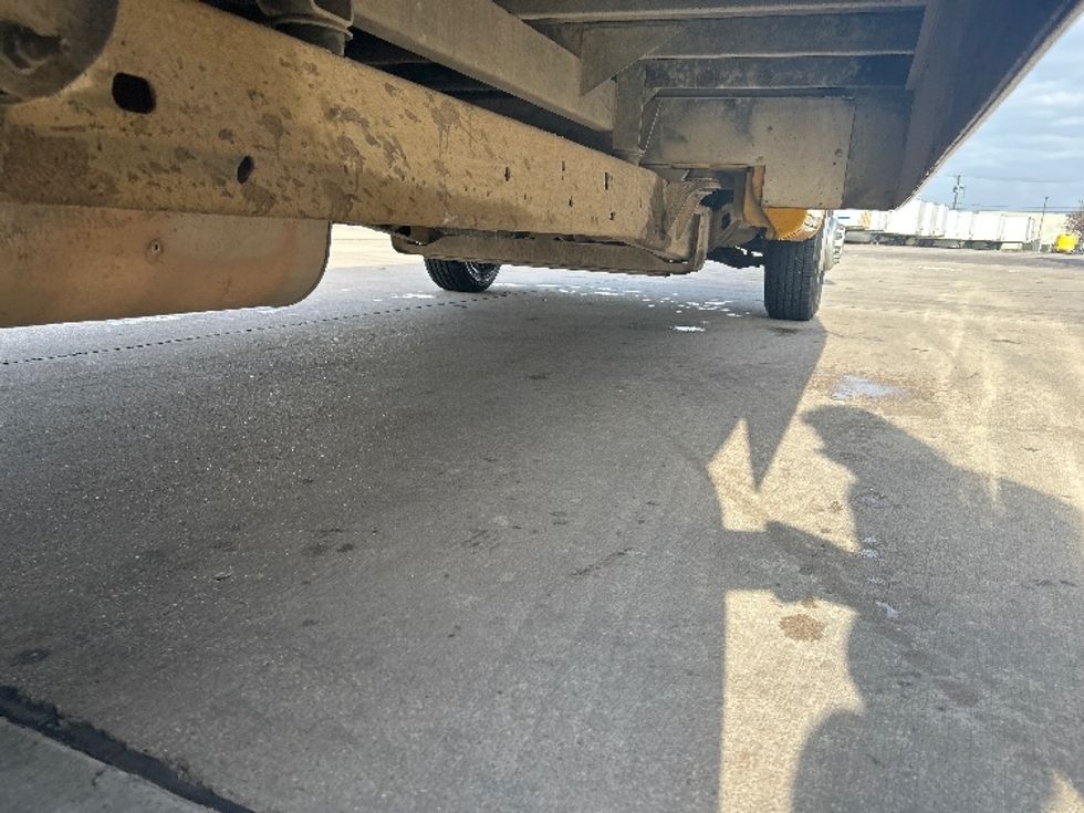 Light Duty Box Truck-Light and Medium Duty Trucks-GMC-2021-Savana G33903-Fort Worth-TX-96,972\n\t\tmiles-$ 26,750 - Image 14