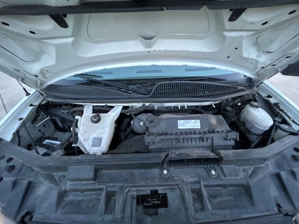 Light Duty Box Truck-Light and Medium Duty Trucks-GMC-2021-Savana G33903-Fort Worth-TX-99,401\n\t\tmiles-$ 29,500 - Image 23