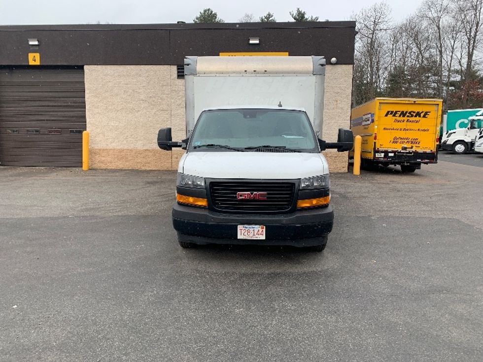 Light Duty Box Truck-Light and Medium Duty Trucks-GMC-2021-Savana G33903-Franklin-MA-96,427\n\t\tmiles-$ 28,500 - Image 2