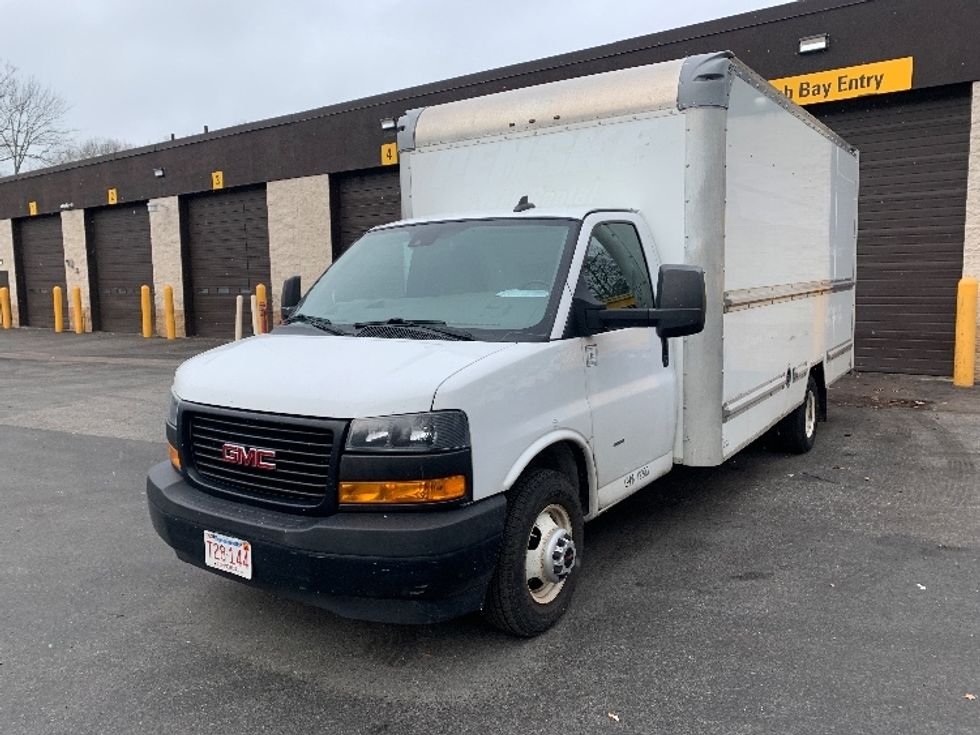Light Duty Box Truck-Light and Medium Duty Trucks-GMC-2021-Savana G33903-Franklin-MA-96,427\n\t\tmiles-$ 28,500 - Image 3