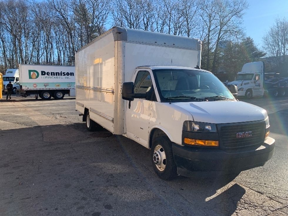Light Duty Box Truck-Light and Medium Duty Trucks-GMC-2021-Savana G33903-Franklin-MA-98,085\n\t\tmiles-$ 28,250 - Image 1