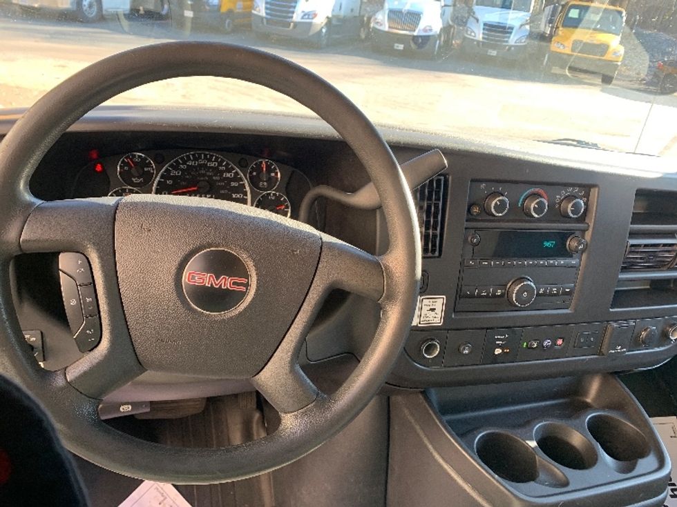 Light Duty Box Truck-Light and Medium Duty Trucks-GMC-2021-Savana G33903-Franklin-MA-98,085\n\t\tmiles-$ 28,250 - Image 18