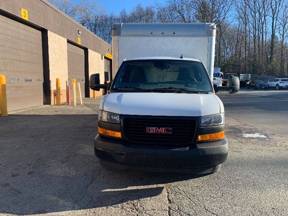 Light Duty Box Truck-Light and Medium Duty Trucks-GMC-2021-Savana G33903-Franklin-MA-98,085\n\t\tmiles-$ 28,250 - Image 2
