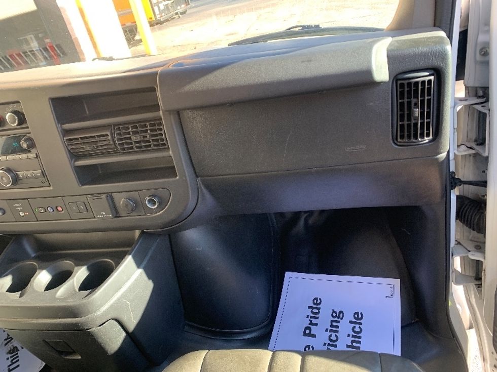 Light Duty Box Truck-Light and Medium Duty Trucks-GMC-2021-Savana G33903-Franklin-MA-98,085\n\t\tmiles-$ 28,250 - Image 21