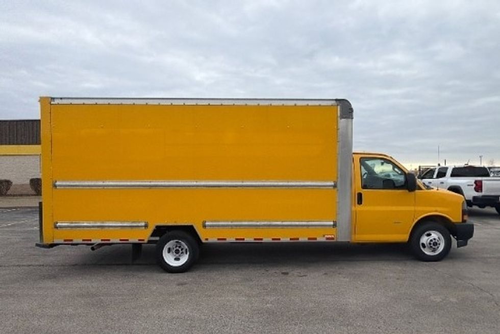 Light Duty Box Truck-Light and Medium Duty Trucks-GMC-2021-Savana G33903-Fredericksburg-VA-115,493\n\t\tmiles-$ 24,000 - Image 15