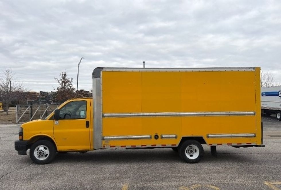 Light Duty Box Truck-Light and Medium Duty Trucks-GMC-2021-Savana G33903-Fredericksburg-VA-115,493\n\t\tmiles-$ 24,000 - Image 4