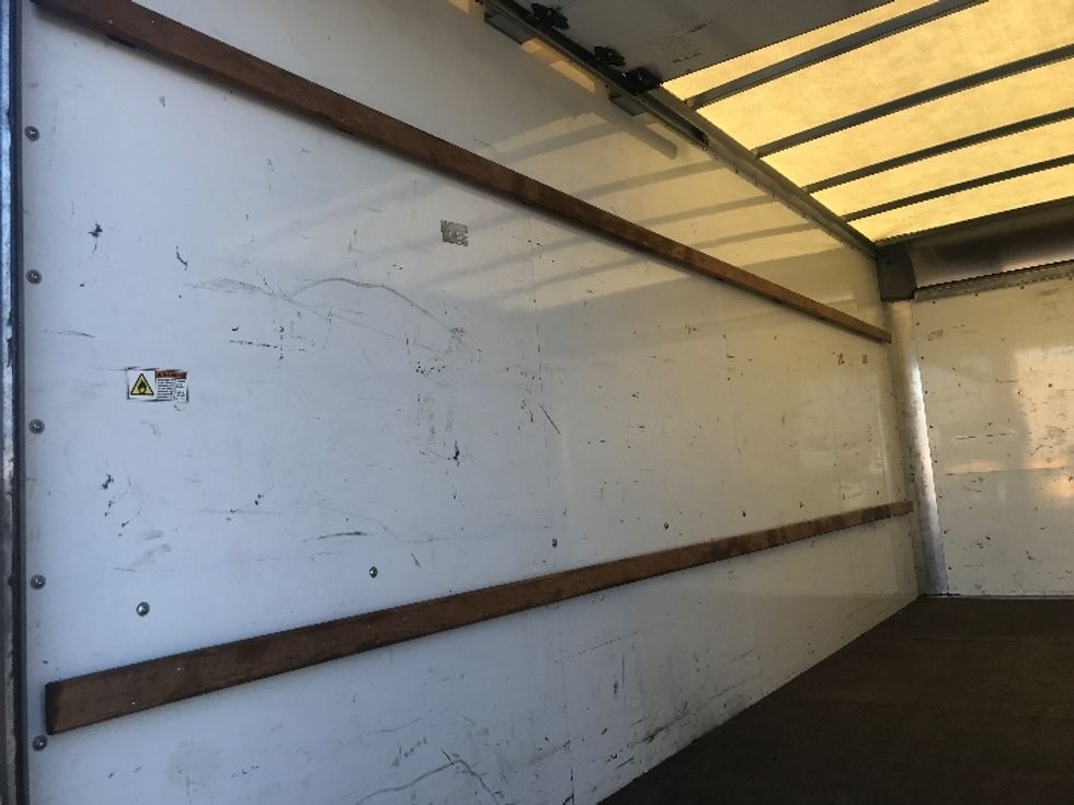 Light Duty Box Truck-Light and Medium Duty Trucks-GMC-2021-Savana G33903-Fresno-CA-103,062\n\t\tmiles-$ 26,500 - Image 10