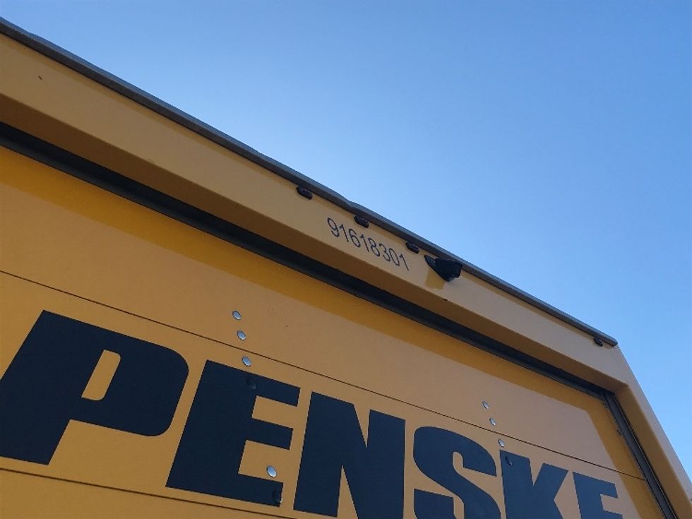 Light Duty Box Truck-Light and Medium Duty Trucks-GMC-2021-Savana G33903-Fresno-CA-103,062\n\t\tmiles-$ 26,500 - Image 25