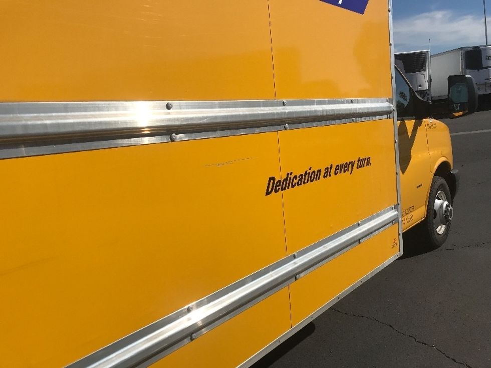 Light Duty Box Truck-Light and Medium Duty Trucks-GMC-2021-Savana G33903-Fresno-CA-103,062\n\t\tmiles-$ 26,500 - Image 26