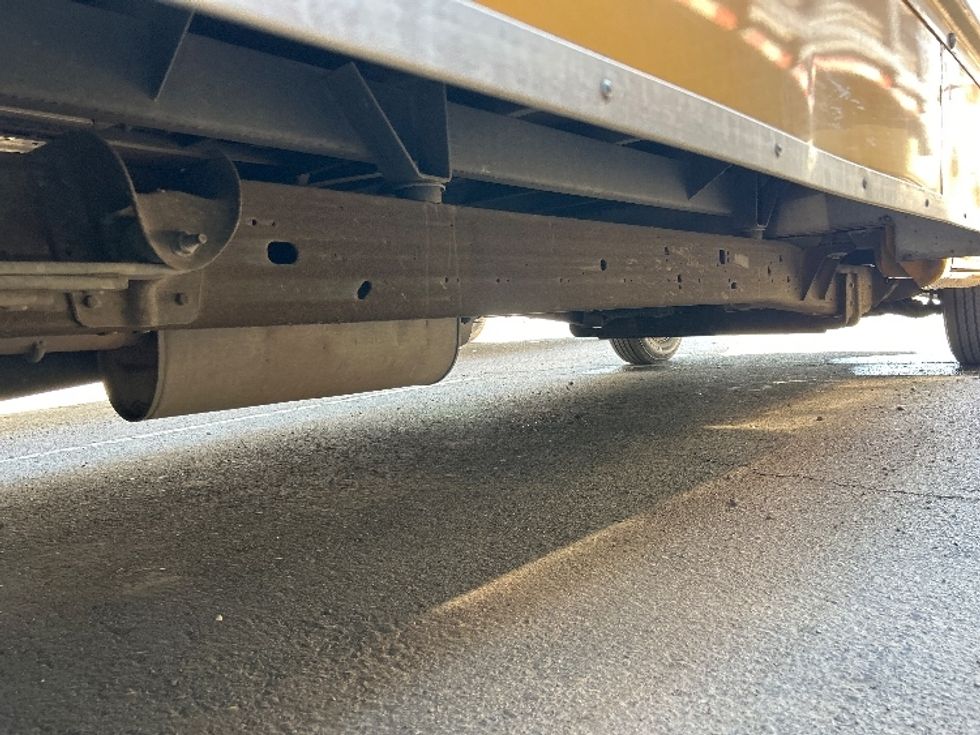 Light Duty Box Truck-Light and Medium Duty Trucks-GMC-2021-Savana G33903-Fresno-CA-103,478\n\t\tmiles-$ 26,500 - Image 14