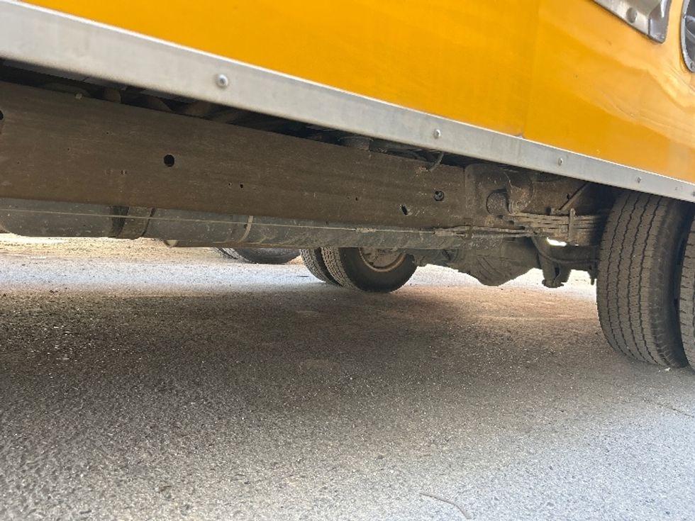 Light Duty Box Truck-Light and Medium Duty Trucks-GMC-2021-Savana G33903-Fresno-CA-103,478\n\t\tmiles-$ 26,500 - Image 5