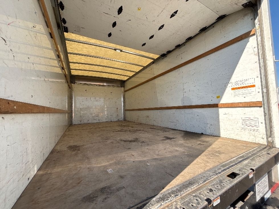 Light Duty Box Truck-Light and Medium Duty Trucks-GMC-2021-Savana G33903-Fresno-CA-113,918\n\t\tmiles-$ 29,000 - Image 10