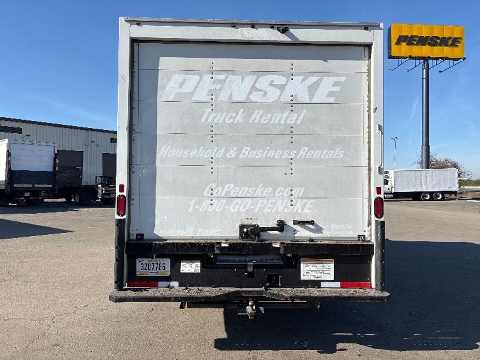 Light Duty Box Truck-Light and Medium Duty Trucks-GMC-2021-Savana G33903-Fresno-CA-113,918\n\t\tmiles-$ 29,000 - Image 7