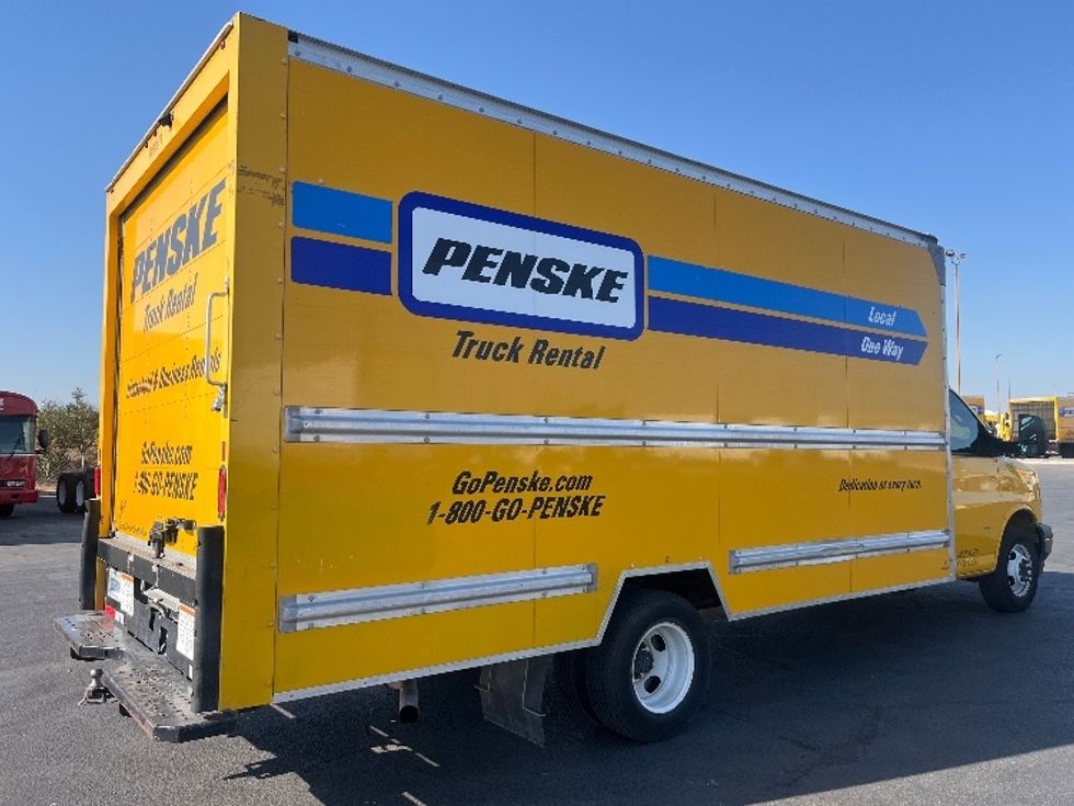 Light Duty Box Truck-Light and Medium Duty Trucks-GMC-2021-Savana G33903-Fresno-CA-62,599\n\t\tmiles-$ 30,500 - Image 11