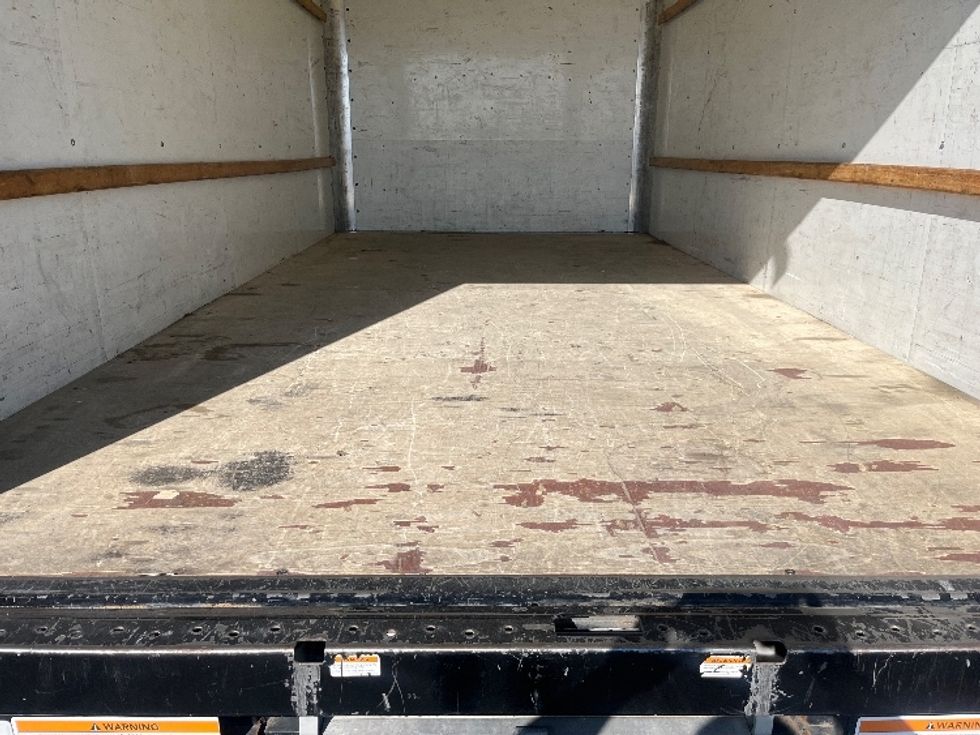 Light Duty Box Truck-Light and Medium Duty Trucks-GMC-2021-Savana G33903-Fresno-CA-62,599\n\t\tmiles-$ 30,500 - Image 8