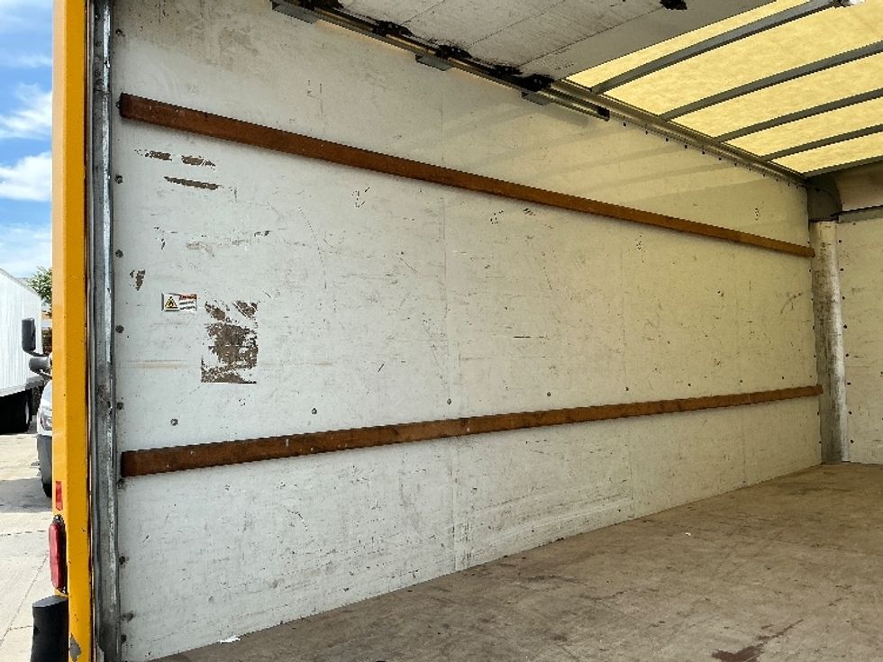 Light Duty Box Truck-Light and Medium Duty Trucks-GMC-2021-Savana G33903-Fresno-CA-62,910\n\t\tmiles-$ 30,500 - Image 11