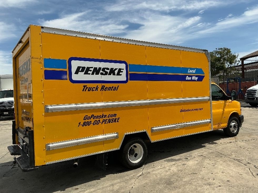 Light Duty Box Truck-Light and Medium Duty Trucks-GMC-2021-Savana G33903-Fresno-CA-62,910\n\t\tmiles-$ 30,500 - Image 13