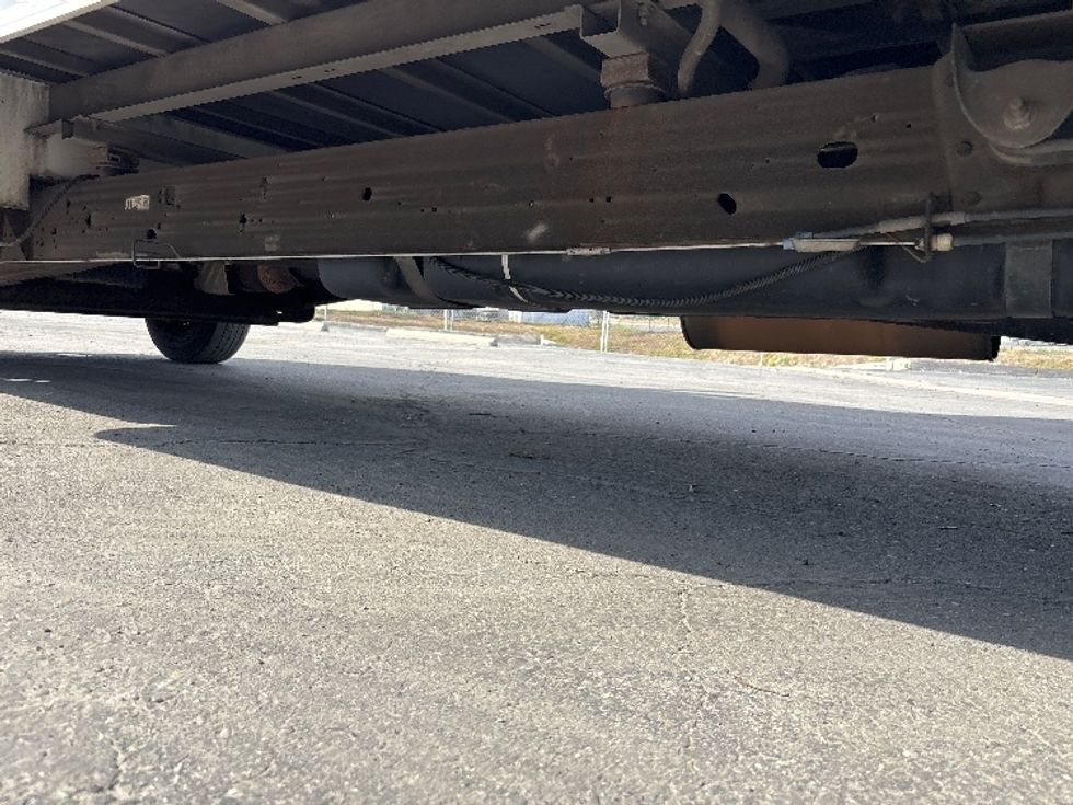 Light Duty Box Truck-Light and Medium Duty Trucks-GMC-2021-Savana G33903-Fresno-CA-65,865\n\t\tmiles-$ 34,750 - Image 5