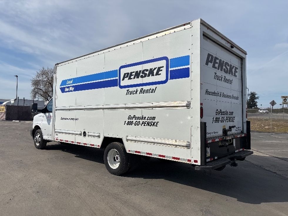 Light Duty Box Truck-Light and Medium Duty Trucks-GMC-2021-Savana G33903-Fresno-CA-65,865\n\t\tmiles-$ 34,750 - Image 6