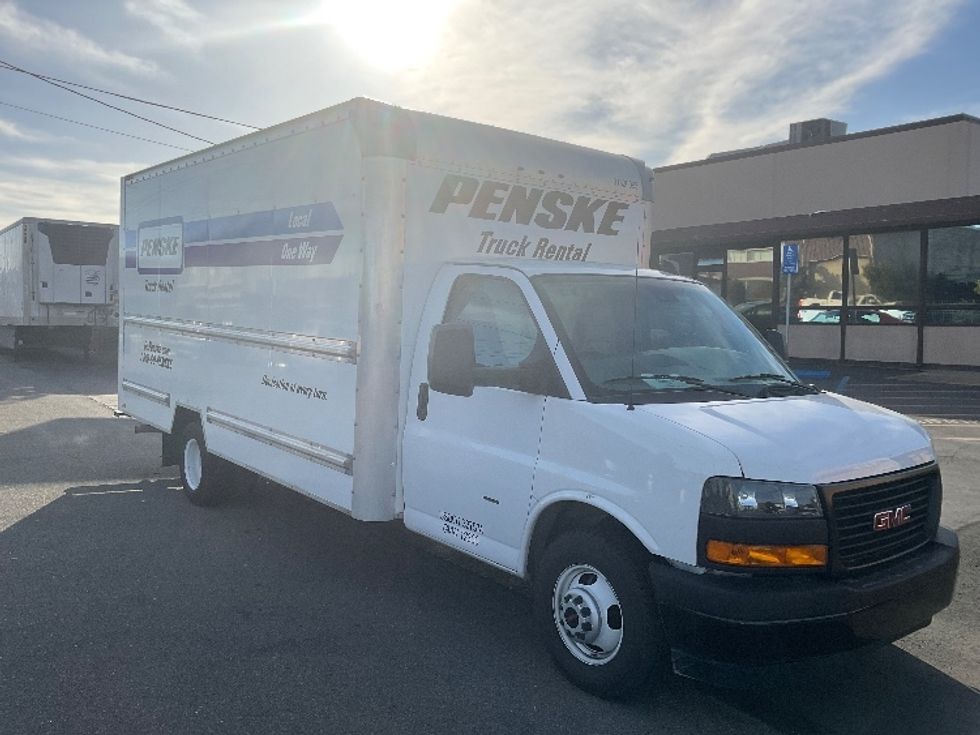 Light Duty Box Truck-Light and Medium Duty Trucks-GMC-2021-Savana G33903-Fresno-CA-66,092\n\t\tmiles-$ 43,000 - Image 1