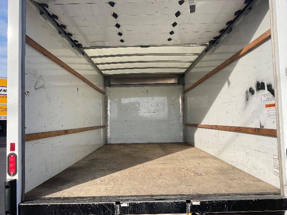 Light Duty Box Truck-Light and Medium Duty Trucks-GMC-2021-Savana G33903-Fresno-CA-66,092\n\t\tmiles-$ 43,000 - Image 8