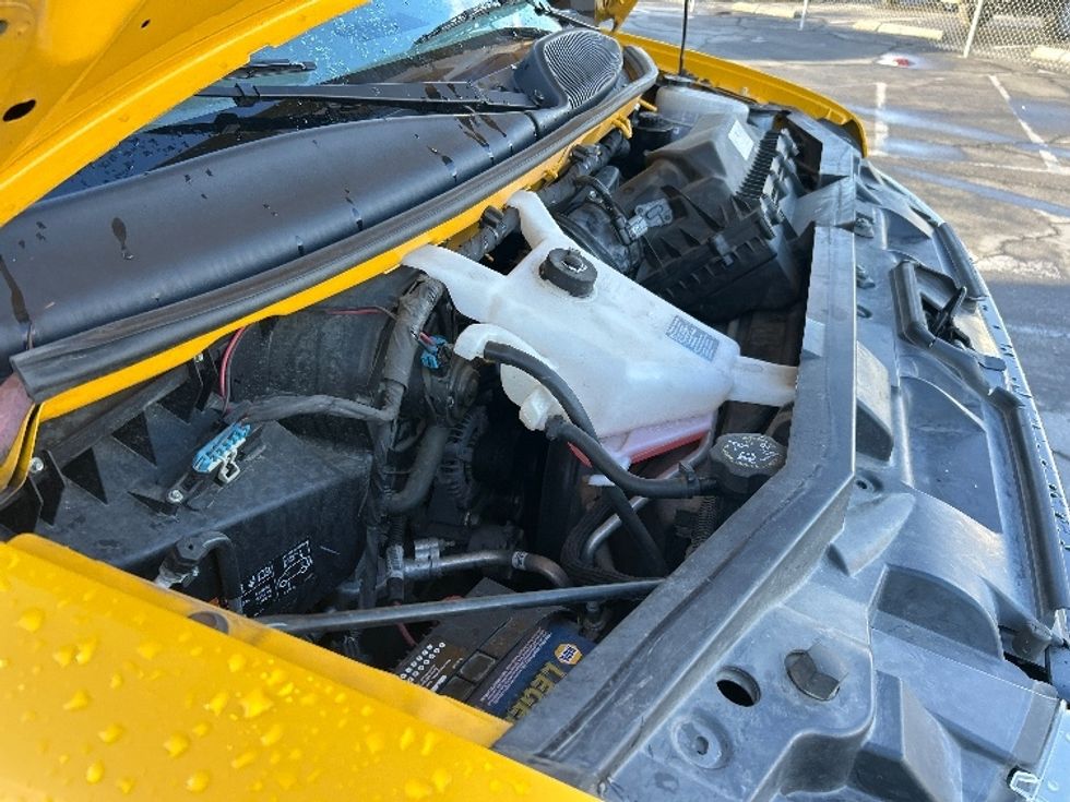 Light Duty Box Truck-Light and Medium Duty Trucks-GMC-2021-Savana G33903-Fresno-CA-74,309\n\t\tmiles-$ 30,750 - Image 23