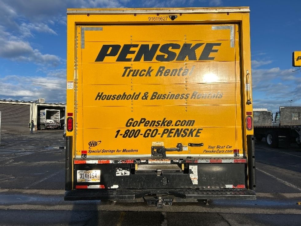 Light Duty Box Truck-Light and Medium Duty Trucks-GMC-2021-Savana G33903-Fresno-CA-74,309\n\t\tmiles-$ 30,750 - Image 7