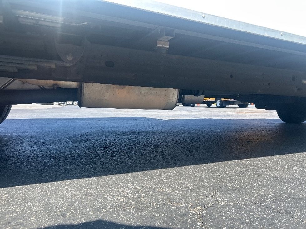 Light Duty Box Truck-Light and Medium Duty Trucks-GMC-2021-Savana G33903-Fresno-CA-84,454\n\t\tmiles-$ 30,750 - Image 13
