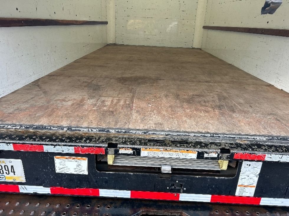 Light Duty Box Truck-Light and Medium Duty Trucks-GMC-2021-Savana G33903-Fresno-CA-86,237\n\t\tmiles-$ 32,250 - Image 10