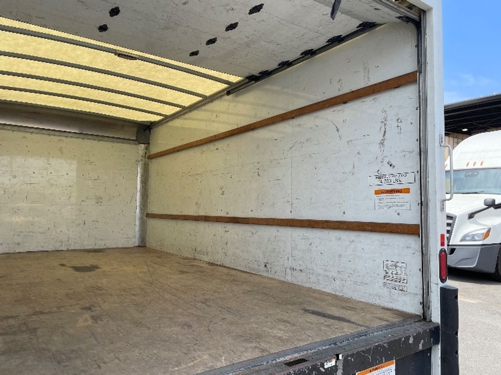 Light Duty Box Truck-Light and Medium Duty Trucks-GMC-2021-Savana G33903-Fresno-CA-87,767\n\t\tmiles-$ 28,750 - Image 10