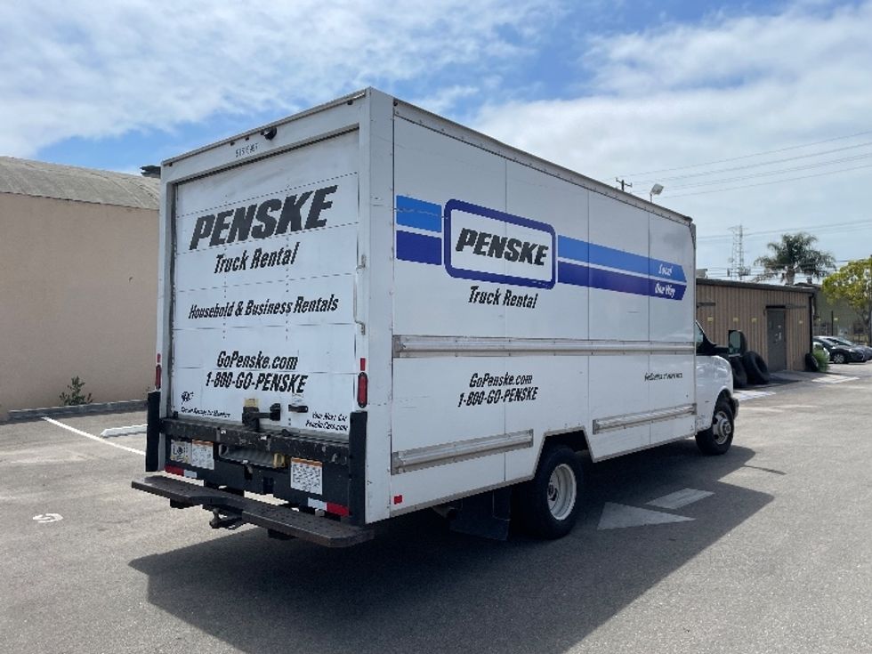 Light Duty Box Truck-Light and Medium Duty Trucks-GMC-2021-Savana G33903-Fresno-CA-87,767\n\t\tmiles-$ 28,750 - Image 11