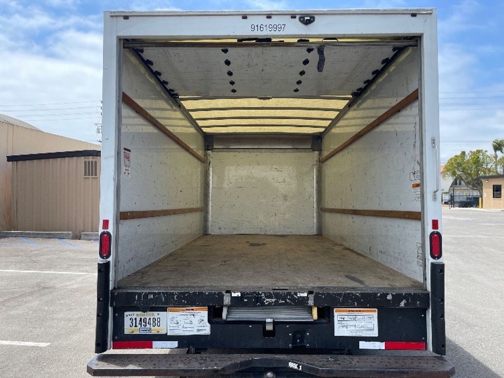 Light Duty Box Truck-Light and Medium Duty Trucks-GMC-2021-Savana G33903-Fresno-CA-87,767\n\t\tmiles-$ 28,750 - Image 7