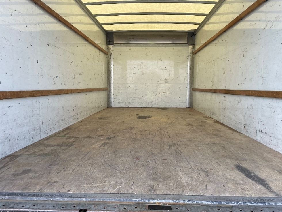 Light Duty Box Truck-Light and Medium Duty Trucks-GMC-2021-Savana G33903-Fresno-CA-87,767\n\t\tmiles-$ 28,750 - Image 8