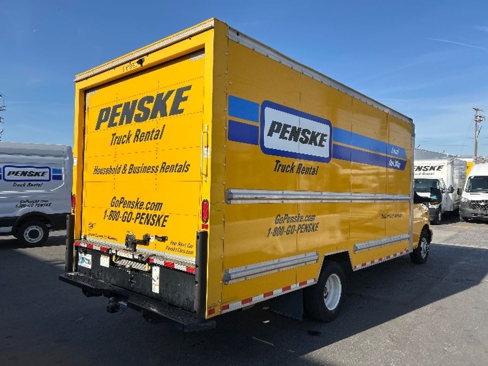 Light Duty Box Truck-Light and Medium Duty Trucks-GMC-2021-Savana G33903-Fresno-CA-90,443\n\t\tmiles-$ 28,750 - Image 13