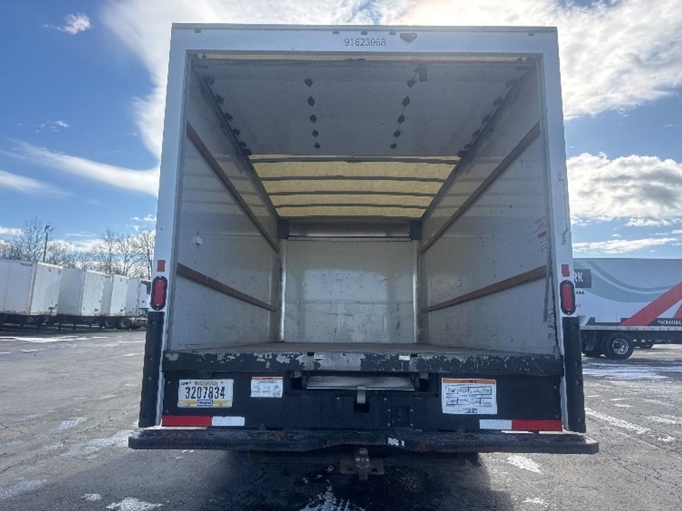 Light Duty Box Truck-Light and Medium Duty Trucks-GMC-2021-Savana G33903-Gahanna-OH-102,435\n\t\tmiles-$ 29,750 - Image 8