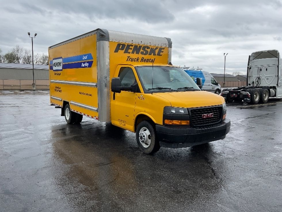 Light Duty Box Truck-Light and Medium Duty Trucks-GMC-2021-Savana G33903-Gahanna-OH-168,016\n\t\tmiles-$ 17,000 - Image 1