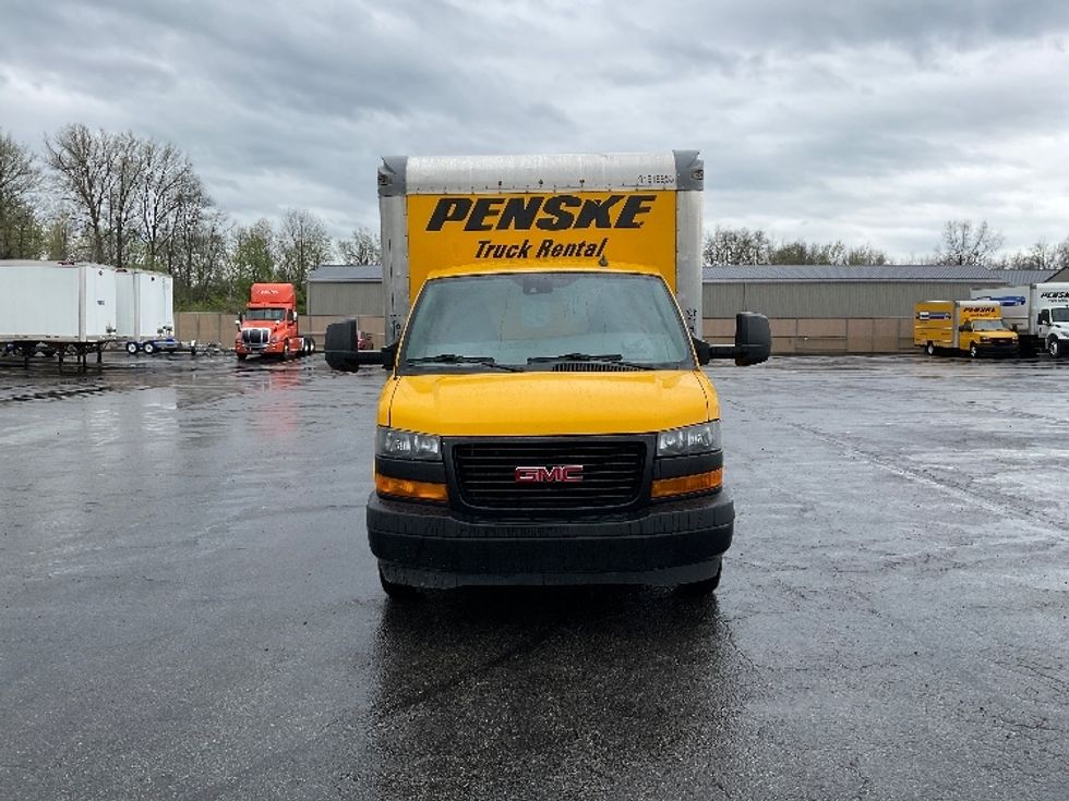 Light Duty Box Truck-Light and Medium Duty Trucks-GMC-2021-Savana G33903-Gahanna-OH-168,016\n\t\tmiles-$ 17,000 - Image 2