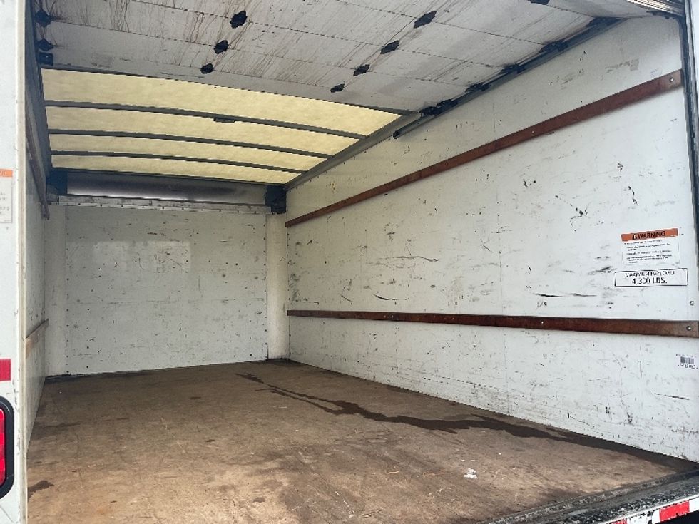 Light Duty Box Truck-Light and Medium Duty Trucks-GMC-2021-Savana G33903-Gahanna-OH-92,357\n\t\tmiles-$ 29,500 - Image 12