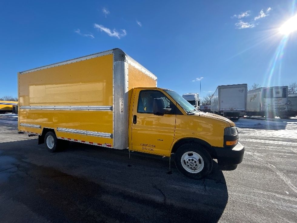 Light Duty Box Truck-Light and Medium Duty Trucks-GMC-2021-Savana G33903-Gahanna-OH-98,036\n\t\tmiles-$ 26,000 - Image 15