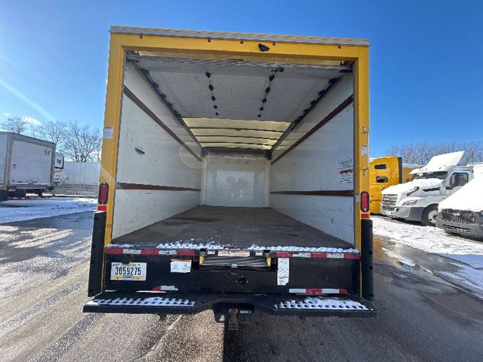 Light Duty Box Truck-Light and Medium Duty Trucks-GMC-2021-Savana G33903-Gahanna-OH-98,036\n\t\tmiles-$ 26,000 - Image 5