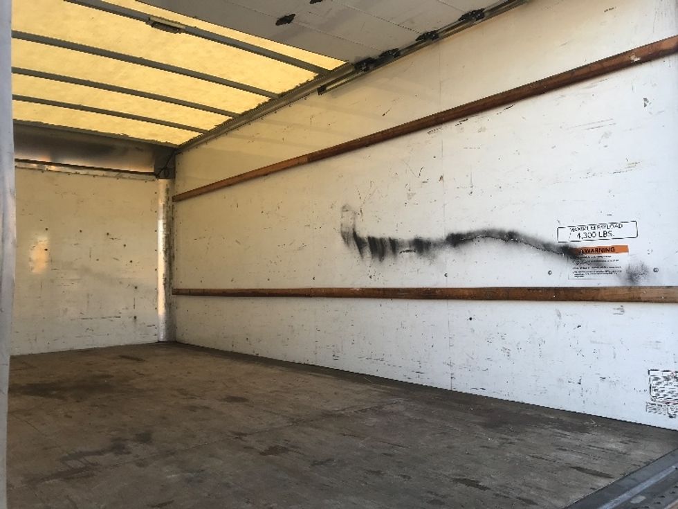 Light Duty Box Truck-Light and Medium Duty Trucks-GMC-2021-Savana G33903-Gainesville-FL-70,321\n\t\tmiles-$ 29,500 - Image 12