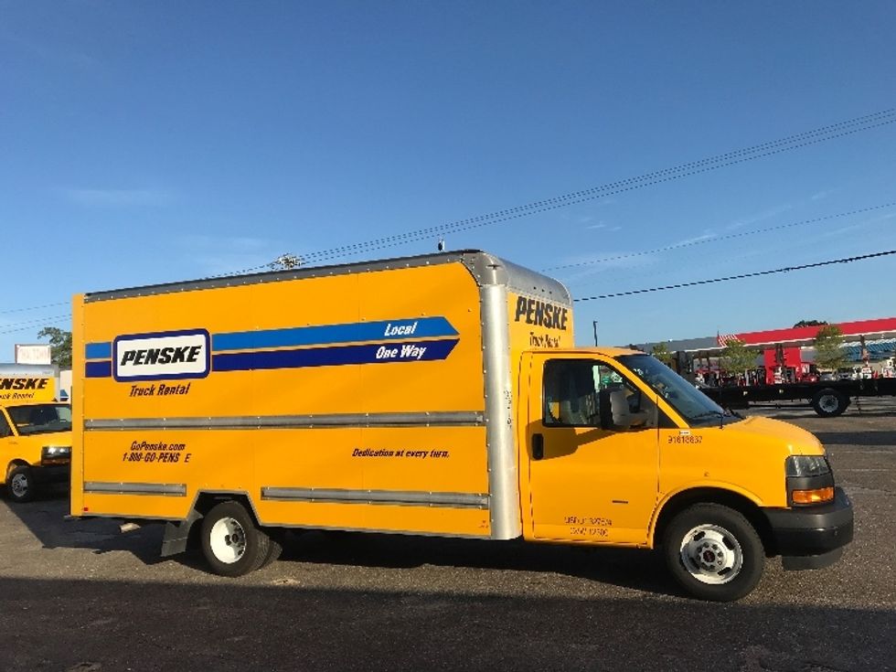 Light Duty Box Truck-Light and Medium Duty Trucks-GMC-2021-Savana G33903-Gainesville-FL-70,321\n\t\tmiles-$ 29,500 - Image 15