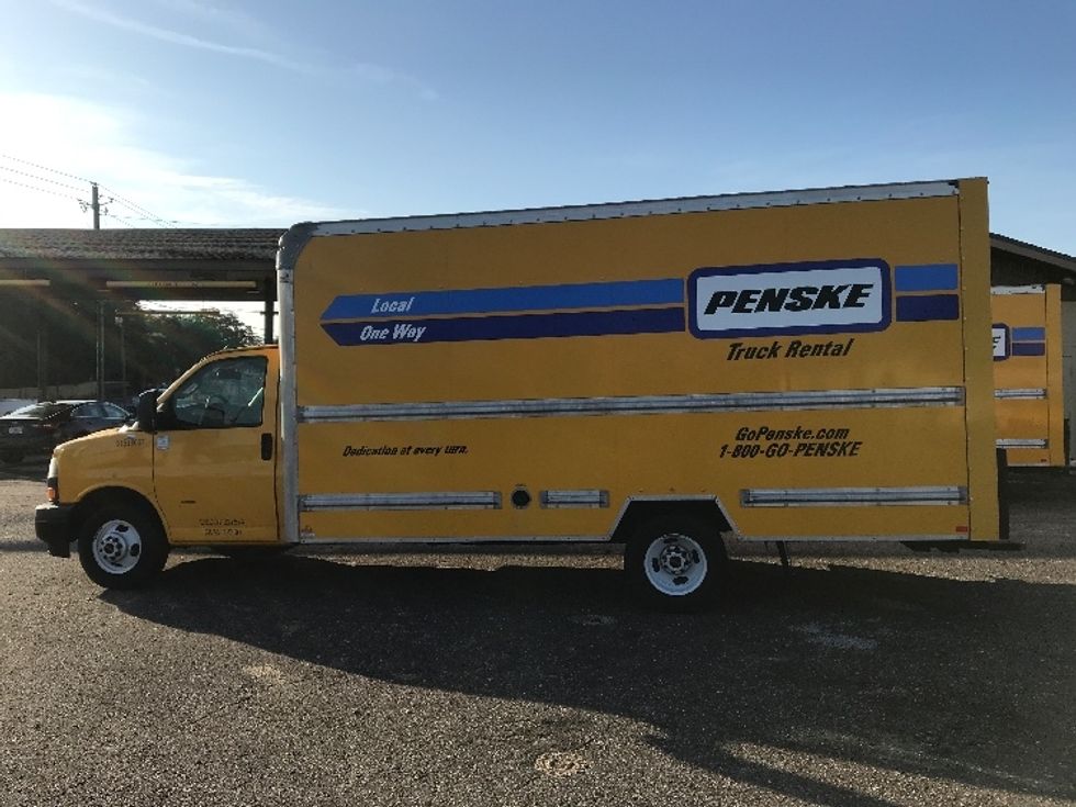 Light Duty Box Truck-Light and Medium Duty Trucks-GMC-2021-Savana G33903-Gainesville-FL-70,321\n\t\tmiles-$ 29,500 - Image 4