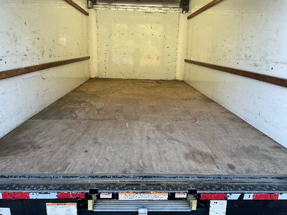 Light Duty Box Truck-Light and Medium Duty Trucks-GMC-2021-Savana G33903-Gainesville-GA-90,687\n\t\tmiles-$ 32,750 - Image 10