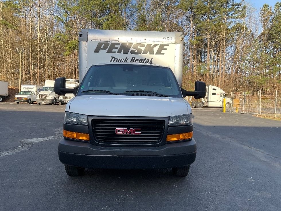 Light Duty Box Truck-Light and Medium Duty Trucks-GMC-2021-Savana G33903-Gainesville-GA-90,687\n\t\tmiles-$ 32,750 - Image 2