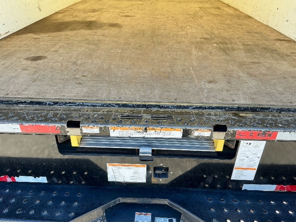 Light Duty Box Truck-Light and Medium Duty Trucks-GMC-2021-Savana G33903-Garden City-GA-110,329\n\t\tmiles-$ 30,000 - Image 10